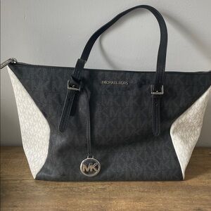 Michael Kors Black and Cream Signature Tote